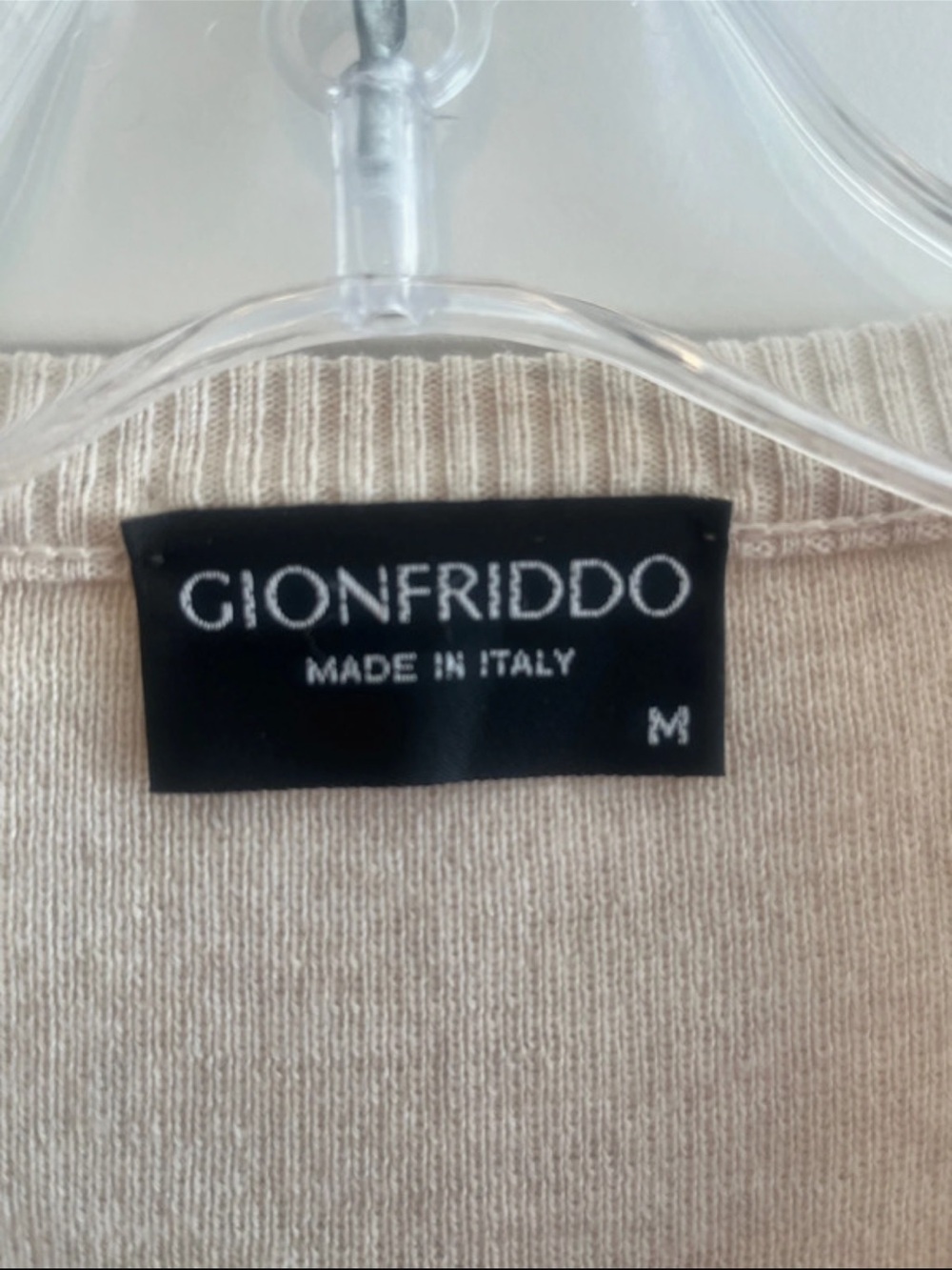 Gionfriddo Men's V-Neck Beige Sweater - Classic Cable & Diamond Knit - Picture 2 of 5